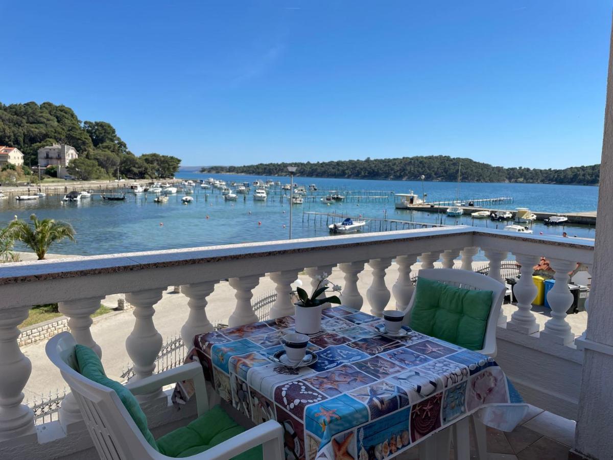 Apartmani Ruzarija Rab Town Luaran gambar