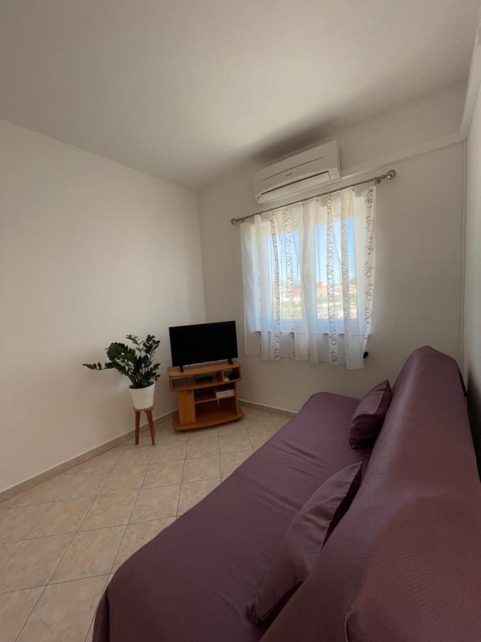 Apartmani Ruzarija Rab Town Luaran gambar