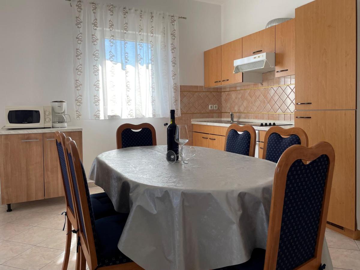 Apartmani Ruzarija Rab Town Luaran gambar