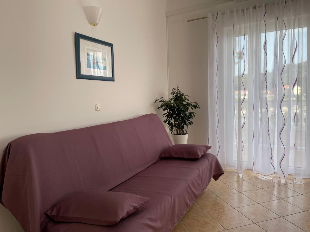Apartmani Ruzarija Rab Town Luaran gambar