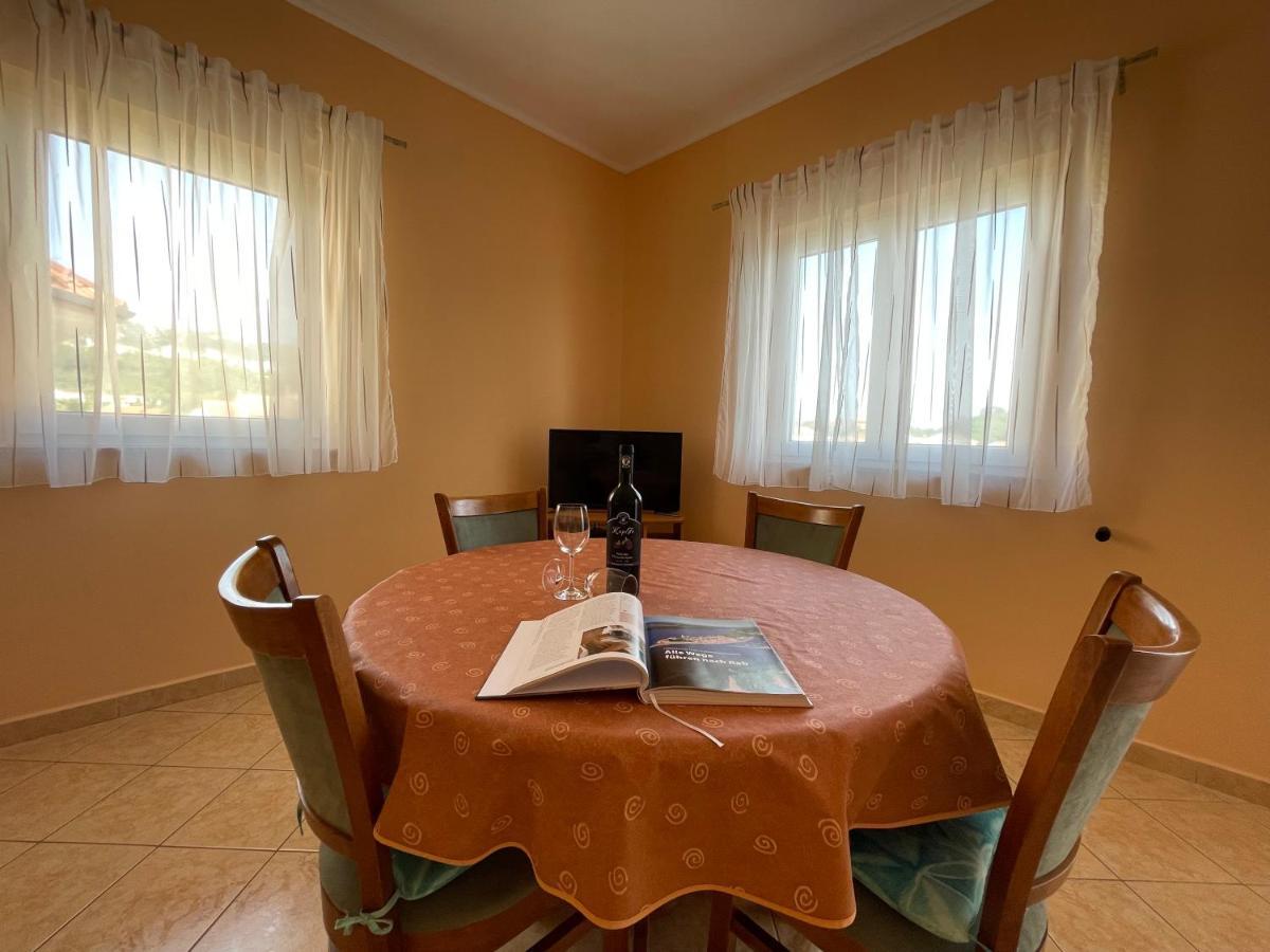 Apartmani Ruzarija Rab Town Luaran gambar